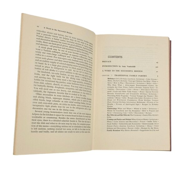 The Family Book Of Home Entertaining -Brobeck 1960's Cookbook-Vintage Hardcover - Picture 9 of 12